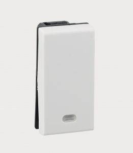 LEGRAND MYRIUS 16A SWITCH 1W1M IND WHITE NRI-673010