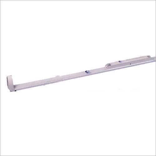 Crompton Tube Light Patty